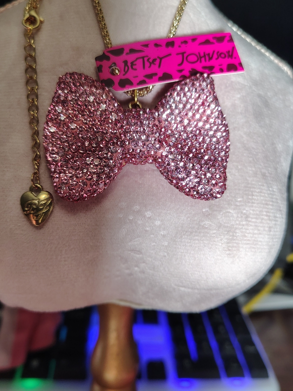 Betsey Johnson Pink Crystal Bow Necklace with Gold Chain - Picture 4 of 4